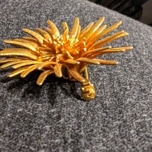 Vintage Floral Brooch